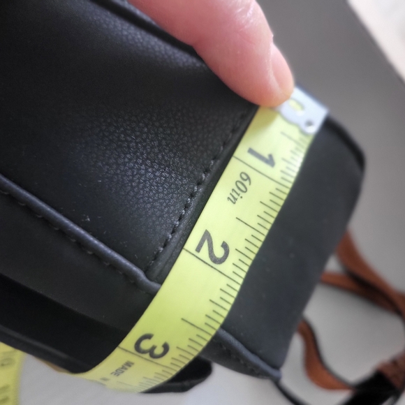 Desigual Embroidered Floral Black Crossbody Bag - Picture 12 of 16